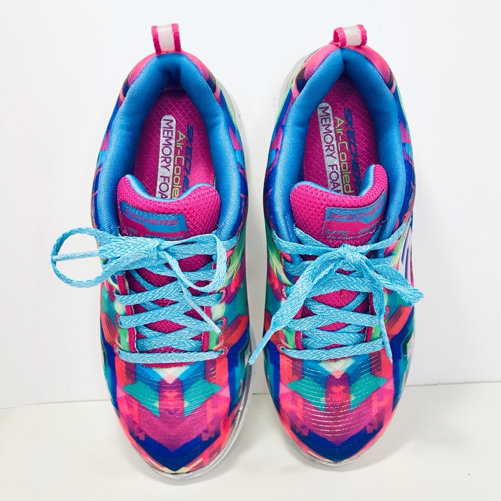 Skechers Lite-Weight Colorful Patterned Kids Sneakers/Gym Shoes size 2